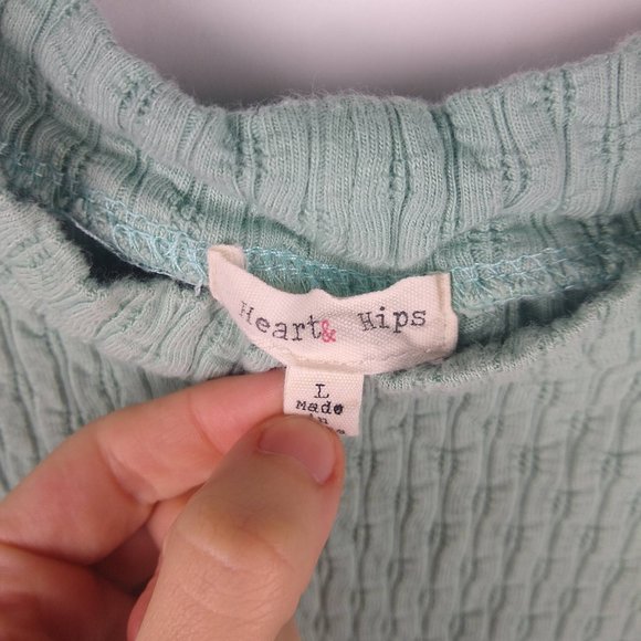 Heart & Hips Blue Pointelle Crop Top Tank sz L - Picture 4 of 5